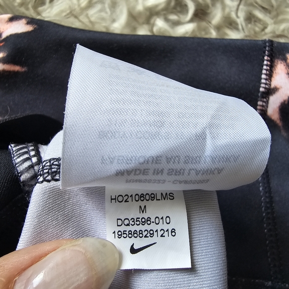 Tie dye Yoga Nike Outfit - Picture 10 of 11